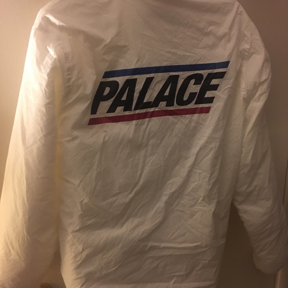 Palace white packable sports coach jacket size L